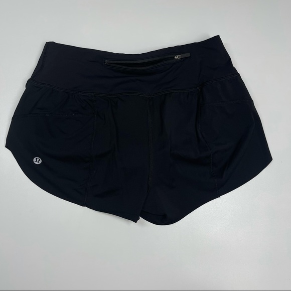 Sold✨Lululemon Chase Me Short 2.5" Black 2 - Picture 3 of 8